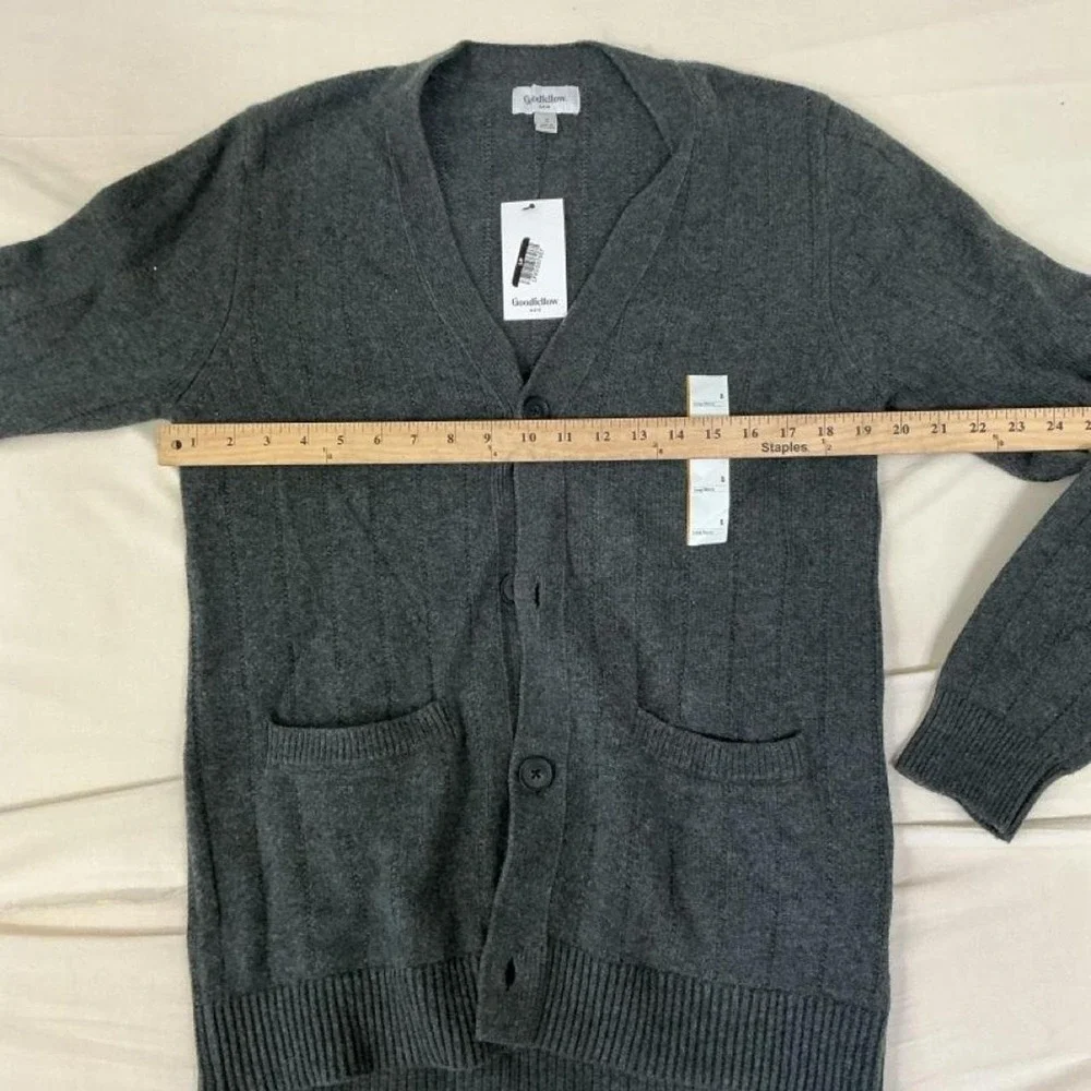Brand new with tags Goodfellow & Co men's cardigan sweater in size Small